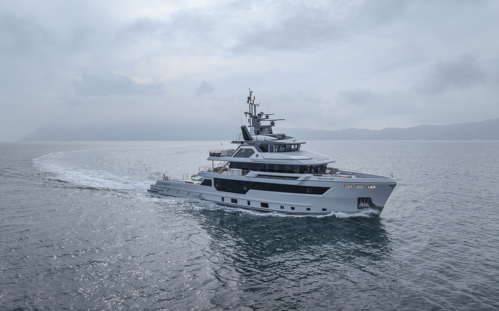 Navigation, M/Y Maverick