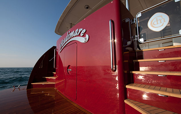 CDM Pre-owned Sales Department announces that the Darwin 86 Vitadimare 3 has been sold!