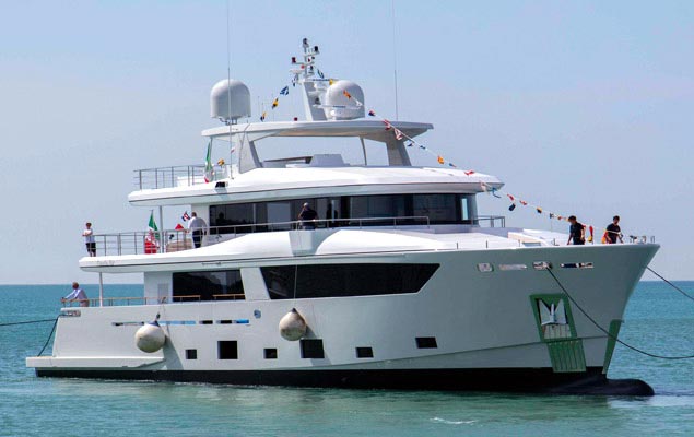 LAUNCHES NEW NAUTA AIR 108′ M/Y NARVALO