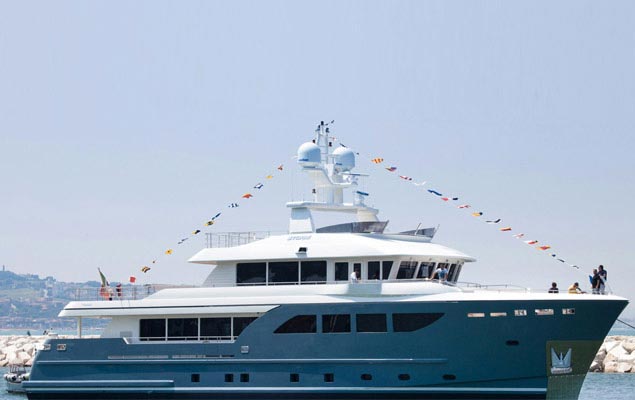 Cantiere delle Marche launches the Darwin Class 107′