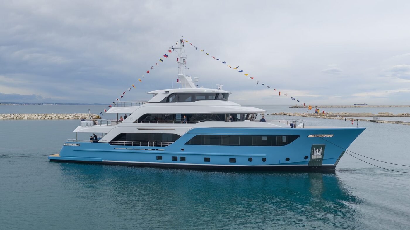Cantiere delle Marche launches Presence, Acciaio 130